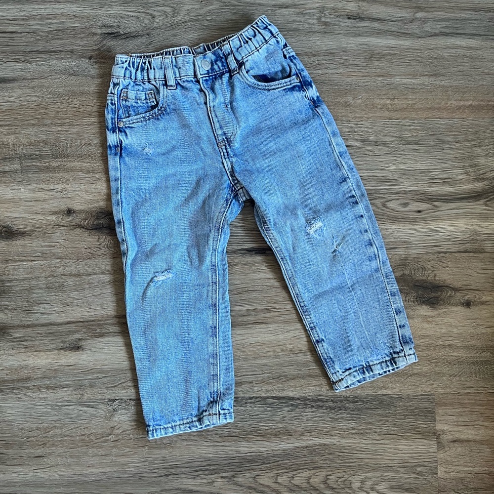 Zara lose fit jeans